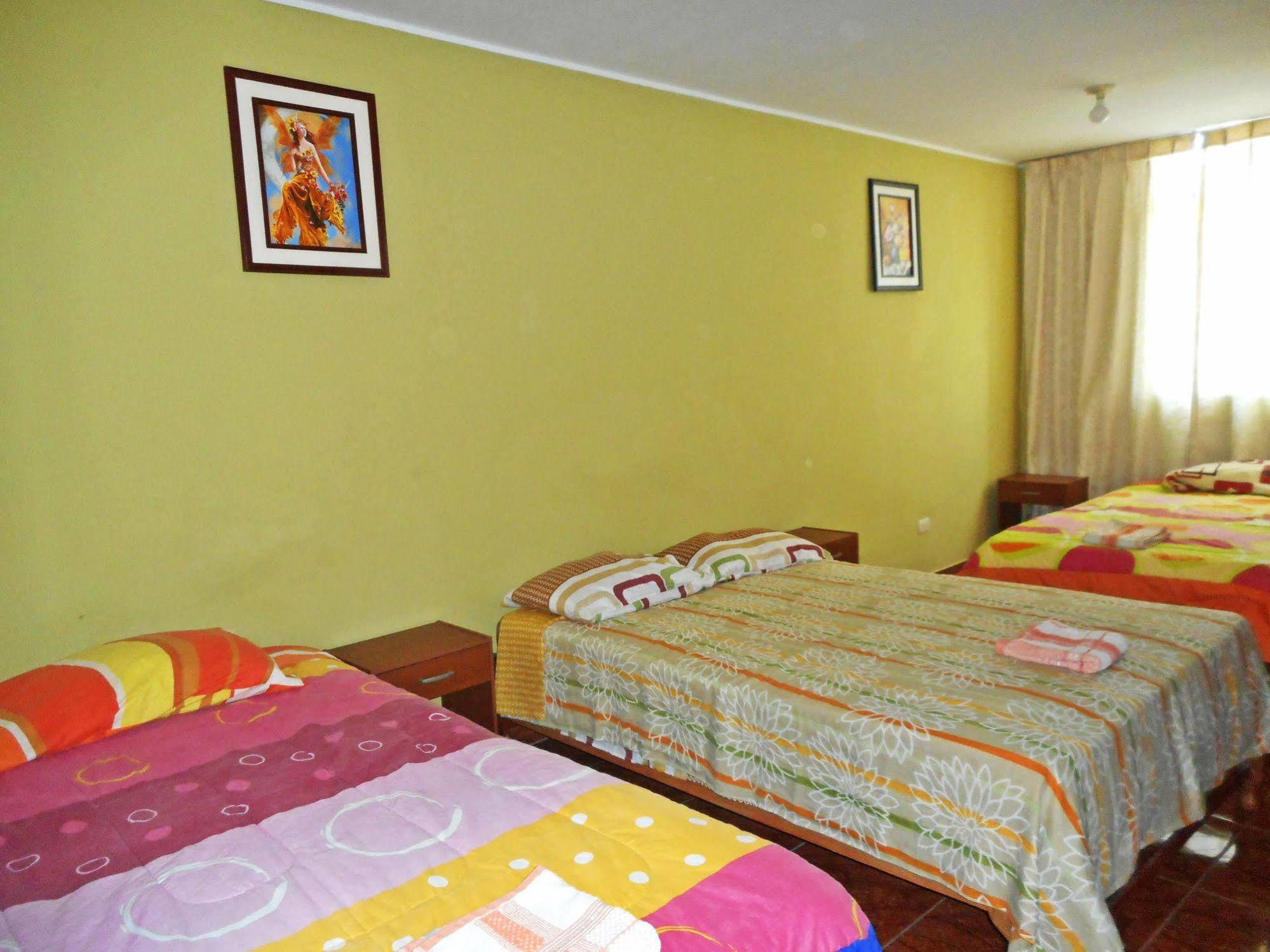 Hostal Geminis San Juan Bautista Exterior foto